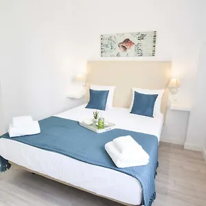 https://letmalaga-suites-anda-y-lucia.1costadelsol.com